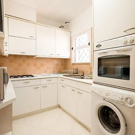 Fegan Villas - Townhouse Ada